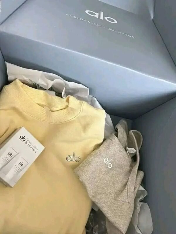 Alo Clothing Sets