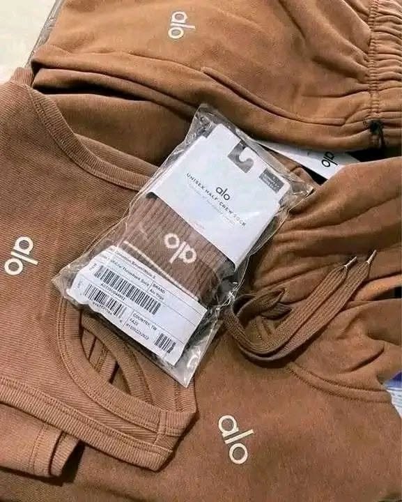 Alo Clothing Sets