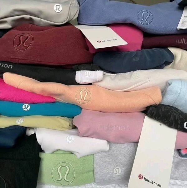 811865080_122103894465474414_3508600080944409585_n Lululemon Clothing