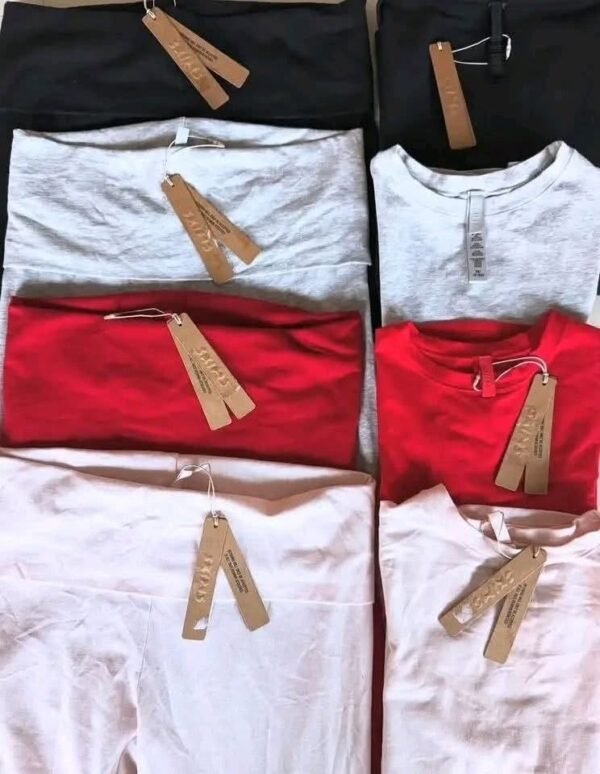 812065046_122138523531355680_3774766510760340427_n SKIMS Clothing