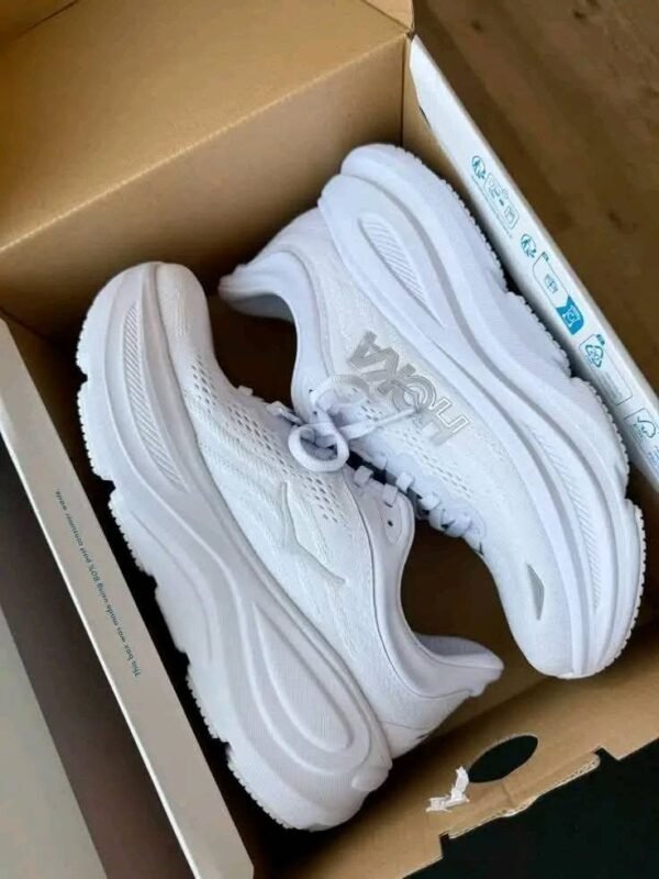 813624310_122104890471474414_4190548001621481725_n Hoka Sneakers Pallet