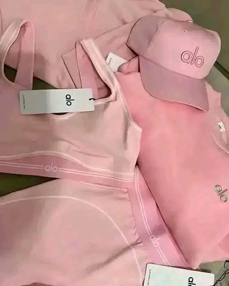 Alo Clothing Sets